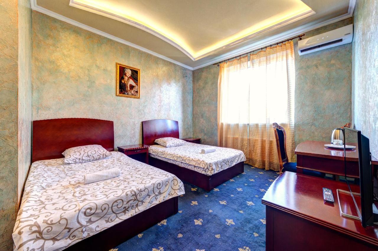 Hotel Kiev Lomakin Экстерьер фото