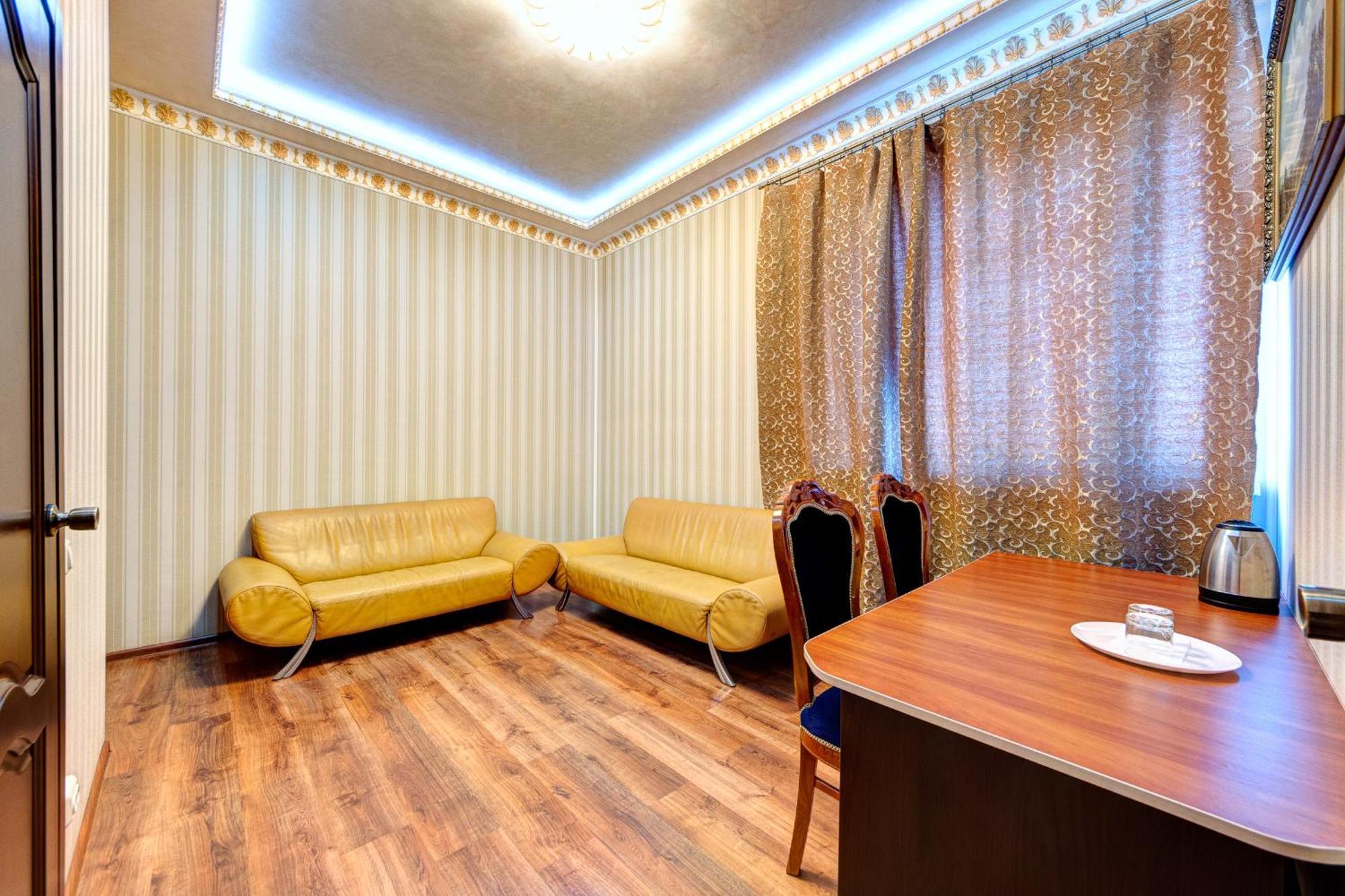 Hotel Kiev Lomakin Экстерьер фото